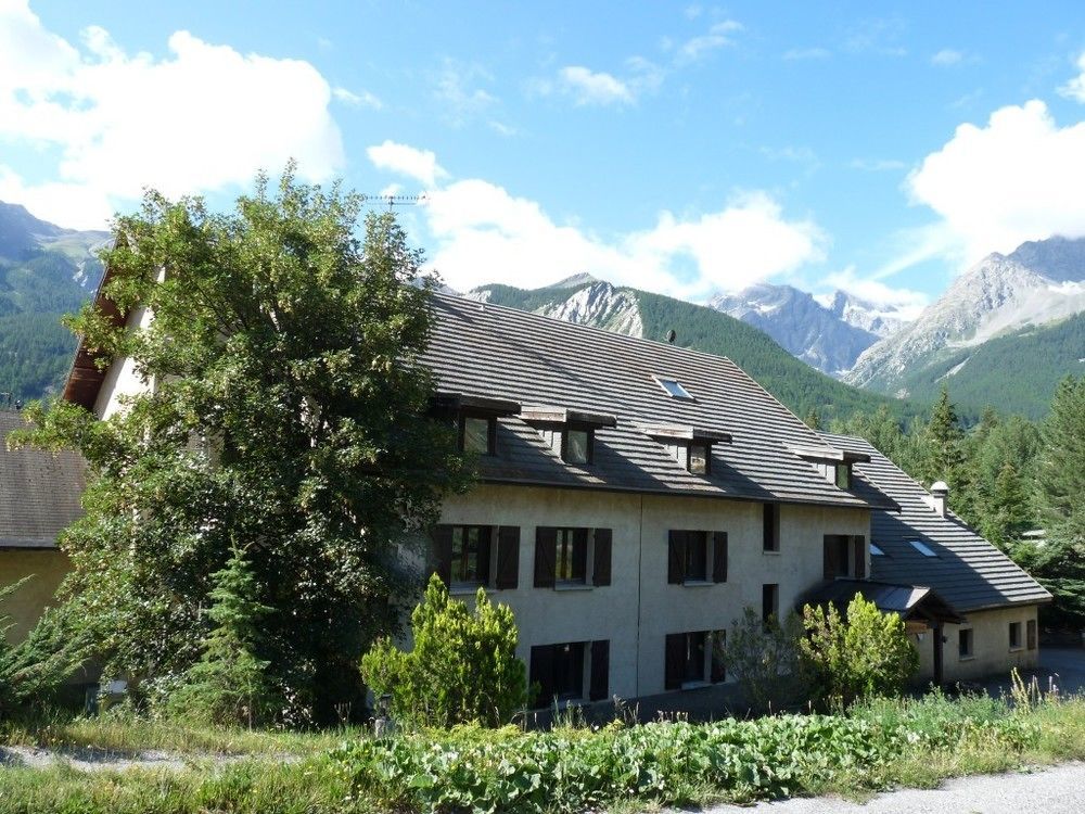 Auberge De Violaine Le Monêtier-les-Bains Екстериор снимка