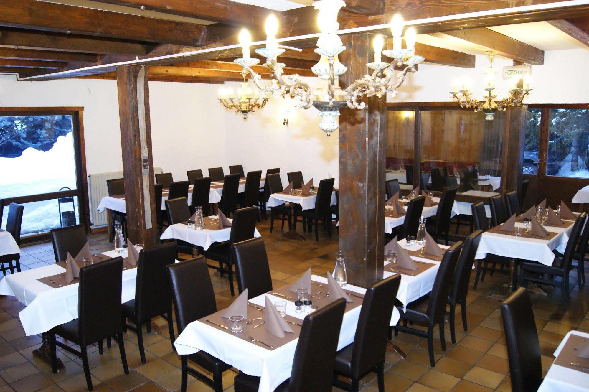 Auberge De Violaine Le Monêtier-les-Bains Екстериор снимка