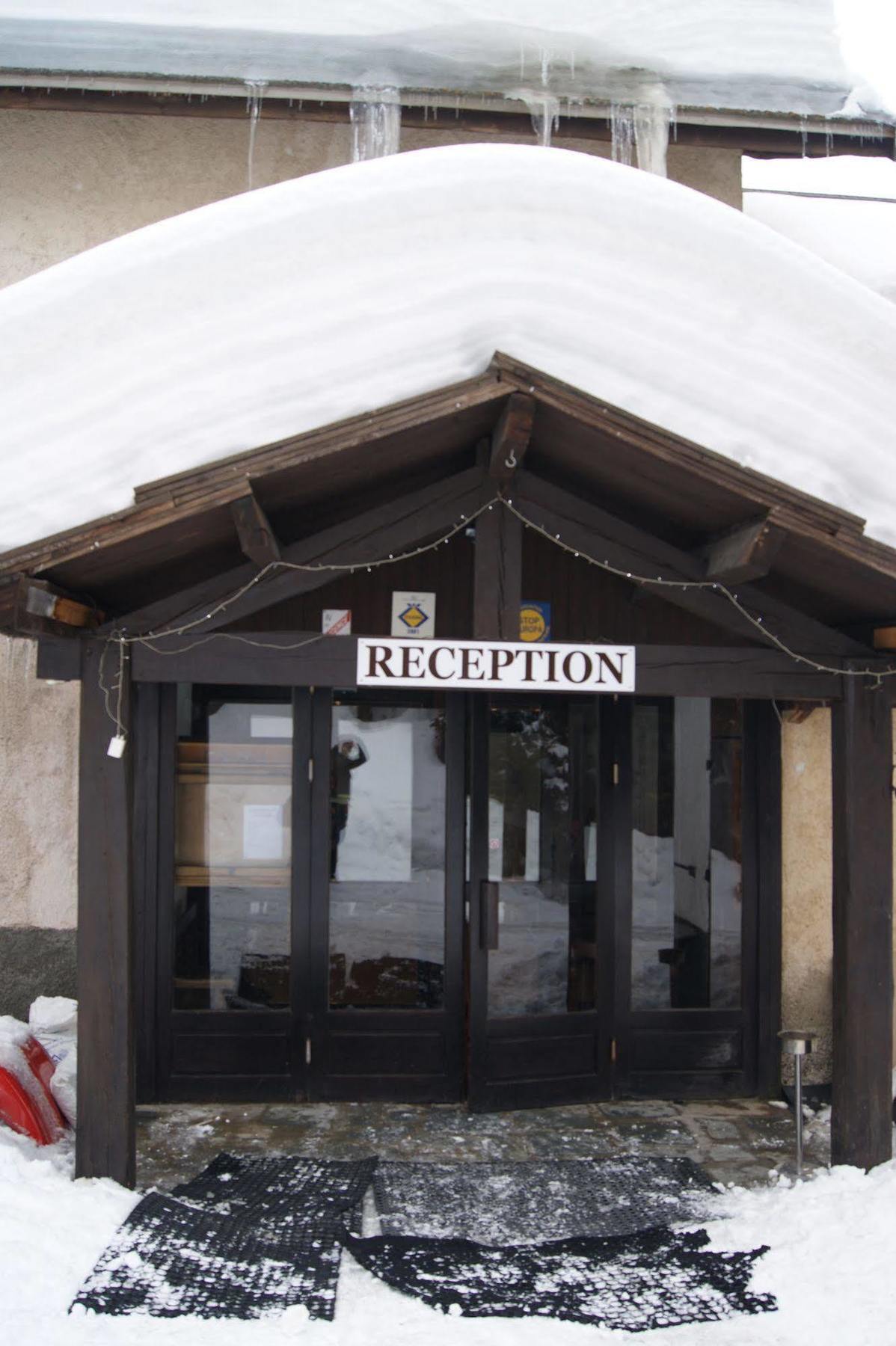 Auberge De Violaine Le Monêtier-les-Bains Екстериор снимка